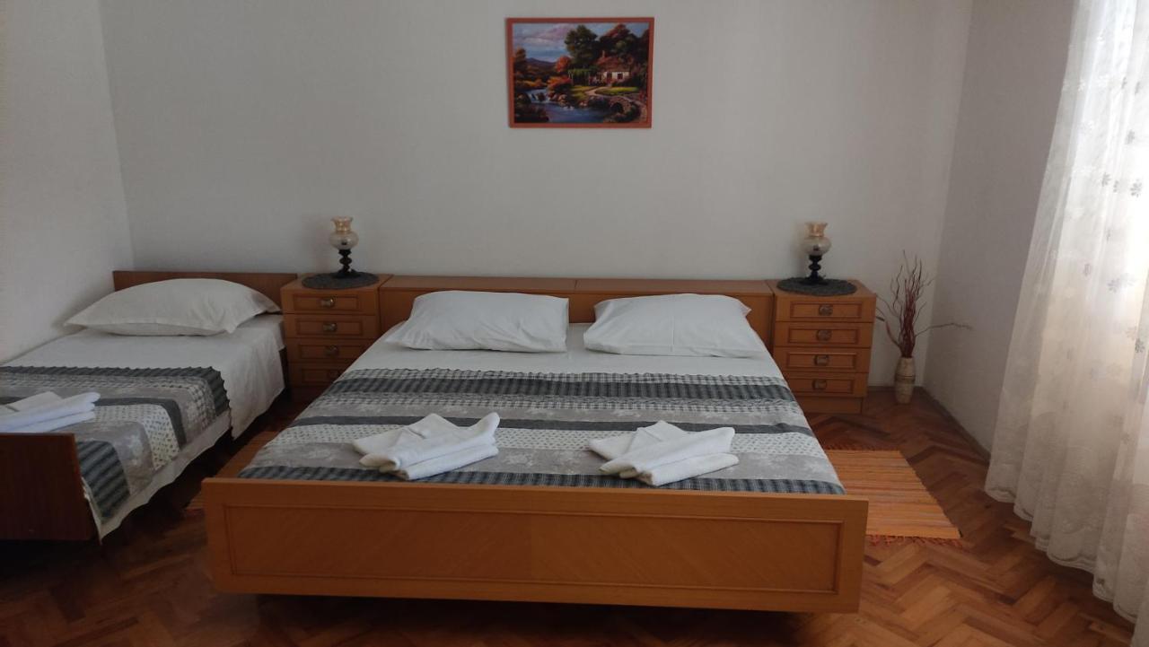 Apartmani Krbelica 1 Primosten Exterior photo